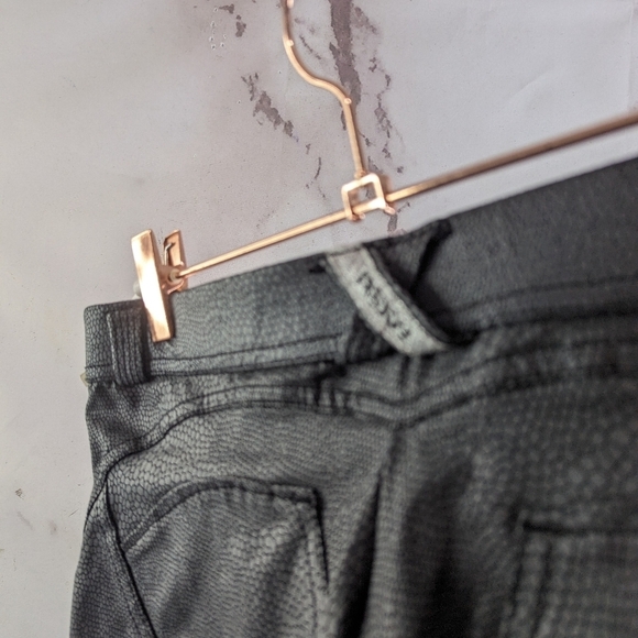 Freddy Pant Womens 4 Small Black WR UP Snake Booty Lifting Legging Skinny Low - Picture 11 of 14